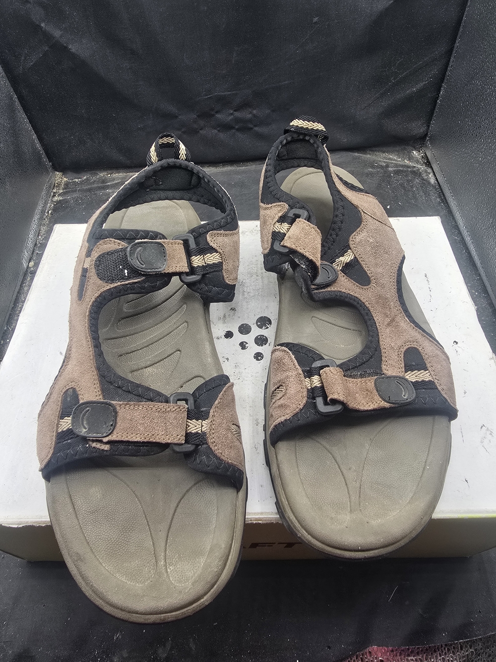 RedHead Brown and Black Men's Adjustable Outdoor Sandals